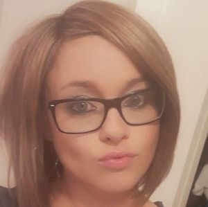 Meet your Posher, Scarlet